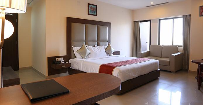 The Contour Hotel Guwahati Exterior photo